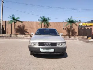 Audi 80
