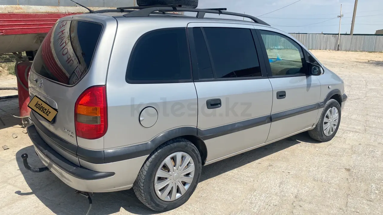 Opel Zafira, 2000
