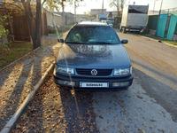 Volkswagen Passat 1995 годаfor2 300 000 тг. в Шымкент