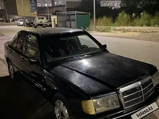 Mercedes-Benz 190