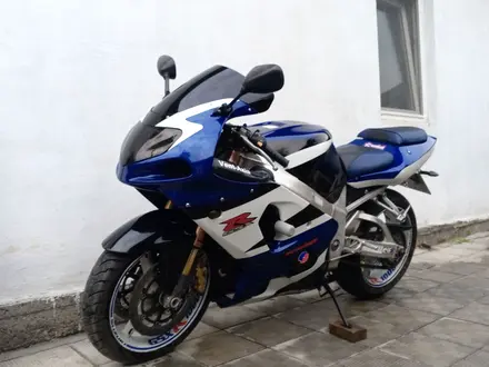 Suzuki  GSX-R 1000 2003 года за 2 600 000 тг. в Усть-Каменогорск