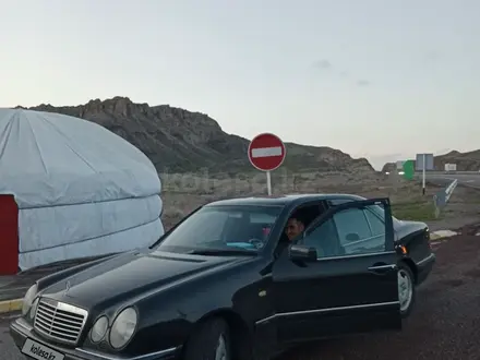 Mercedes-Benz E 320 1997 года за 4 200 000 тг. в Алматы – фото 10