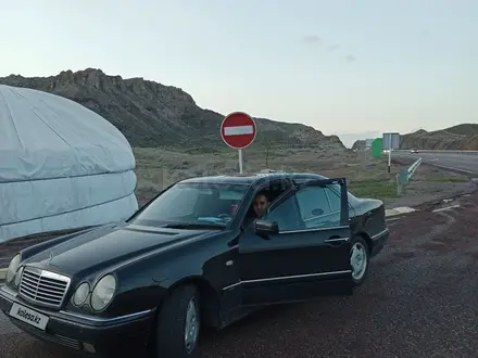 Mercedes-Benz E 320 1997 года за 4 200 000 тг. в Алматы – фото 6
