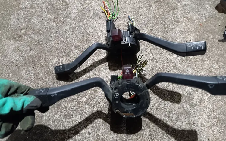 Переключатель поворотника, дворника на Фольксваген Пассат В3 из Германии за 25 000 тг. в Караганда