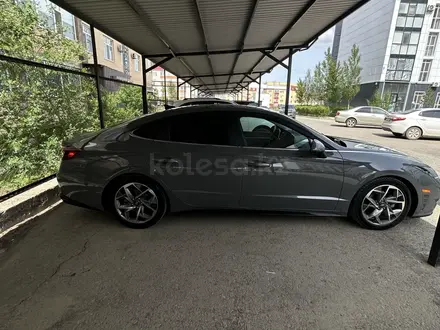 Hyundai Sonata 2021 года за 12 000 000 тг. в Актобе – фото 5