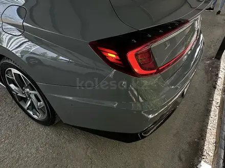 Hyundai Sonata 2021 года за 12 000 000 тг. в Актобе – фото 7