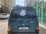 Volkswagen Multivan 1993 годаүшін2 500 000 тг. в Астана – фото 4