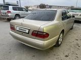 Mercedes-Benz E 320 2001 годаfor3 100 000 тг. в Актау – фото 4