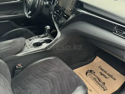 Toyota Camry 2021 года за 18 000 000 тг. в Тараз – фото 3
