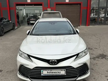 Toyota Camry 2021 года за 18 000 000 тг. в Тараз