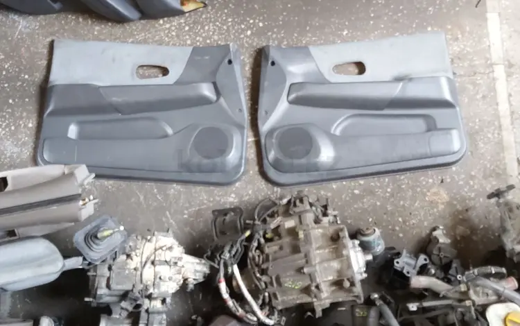 Дверные карты 4 шт комплект на Mitsubishi Challengerүшін1 000 тг. в Алматы
