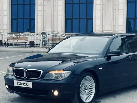 BMW 750 2006 года за 5 300 000 тг. в Жанаозен – фото 2