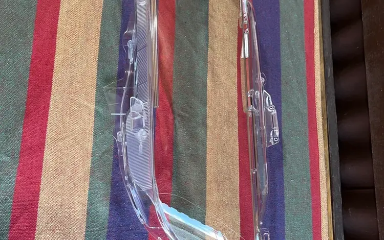 Стекло на фару Тойота Камри 55 (европеец) за 14 000 тг. в Алматы