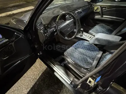 Mercedes-Benz E 320 1998 года за 2 900 000 тг. в Алматы – фото 9