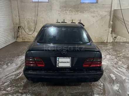 Mercedes-Benz E 320 1998 года за 2 900 000 тг. в Алматы – фото 7
