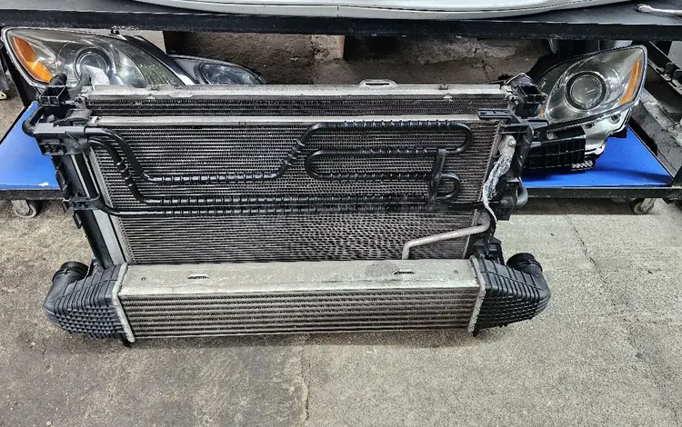 Радиатор охлождении оригинал e200 M271de turbo за 80 000 тг. в Алматы