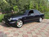 Mercedes-Benz E 320 1999 годаүшін3 600 000 тг. в Мерке – фото 5