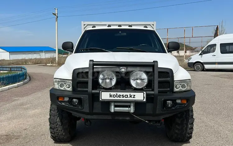 Dodge RAM 2000 года за 15 000 000 тг. в Алматы