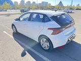 Hyundai i20 2023 года за 6 000 000 тг. в Астана – фото 4