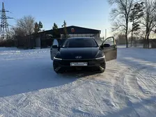 Hyundai Elantra, 2024
