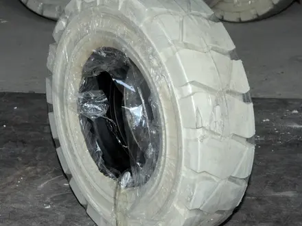 Цельнолитые шины для вилочных погрузчиков в Алматы – фото 2