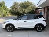 Kia Seltos 2024 года за 10 500 000 тг. в Шымкент – фото 4