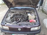 Volkswagen Passat 1993 года за 1 100 000 тг. в Шымкент – фото 2