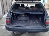 Volkswagen Passat 1993 года за 1 100 000 тг. в Шымкент – фото 4