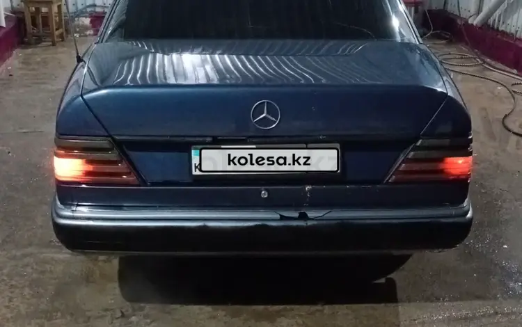 Mercedes-Benz E 300 1991 года за 1 350 000 тг. в Алматы