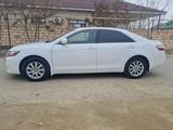 Toyota Camry 2010 года за 7 500 000 тг. в Актау – фото 2