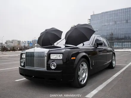 Rolls-Royce Phantom 2008 года за 120 000 000 тг. в Алматы – фото 29