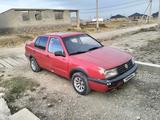 Volkswagen Vento 1993 годаfor850 000 тг. в Тараз – фото 3