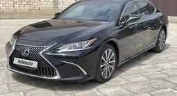 Lexus ES 300h 2019 годаүшін19 500 000 тг. в Актау