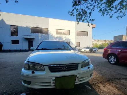 Toyota Camry 2000 года за 3 800 000 тг. в Астана – фото 8