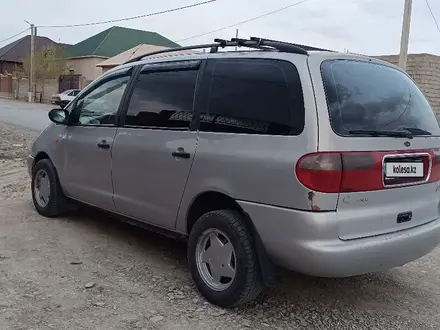 Volkswagen Sharan 1996 года за 1 700 000 тг. в Жанакорган – фото 3