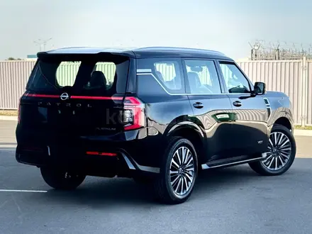 Nissan Patrol Titanium+ 2025 года за 64 990 000 тг. в Атырау – фото 4