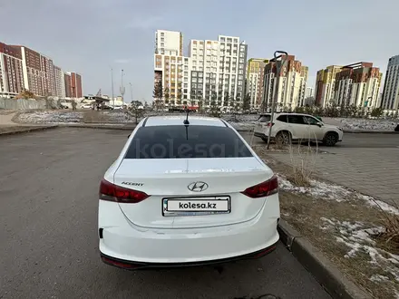 Hyundai Accent 2020 года за 7 990 000 тг. в Астана – фото 4