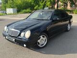 Mercedes-Benz E 200 2001 года за 3 200 000 тг. в Караганда – фото 3