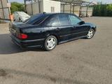 Mercedes-Benz E 200 2001 года за 3 200 000 тг. в Караганда – фото 5