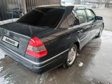 Mercedes-Benz C 220 1993 годаfor1 300 000 тг. в Алматы – фото 4