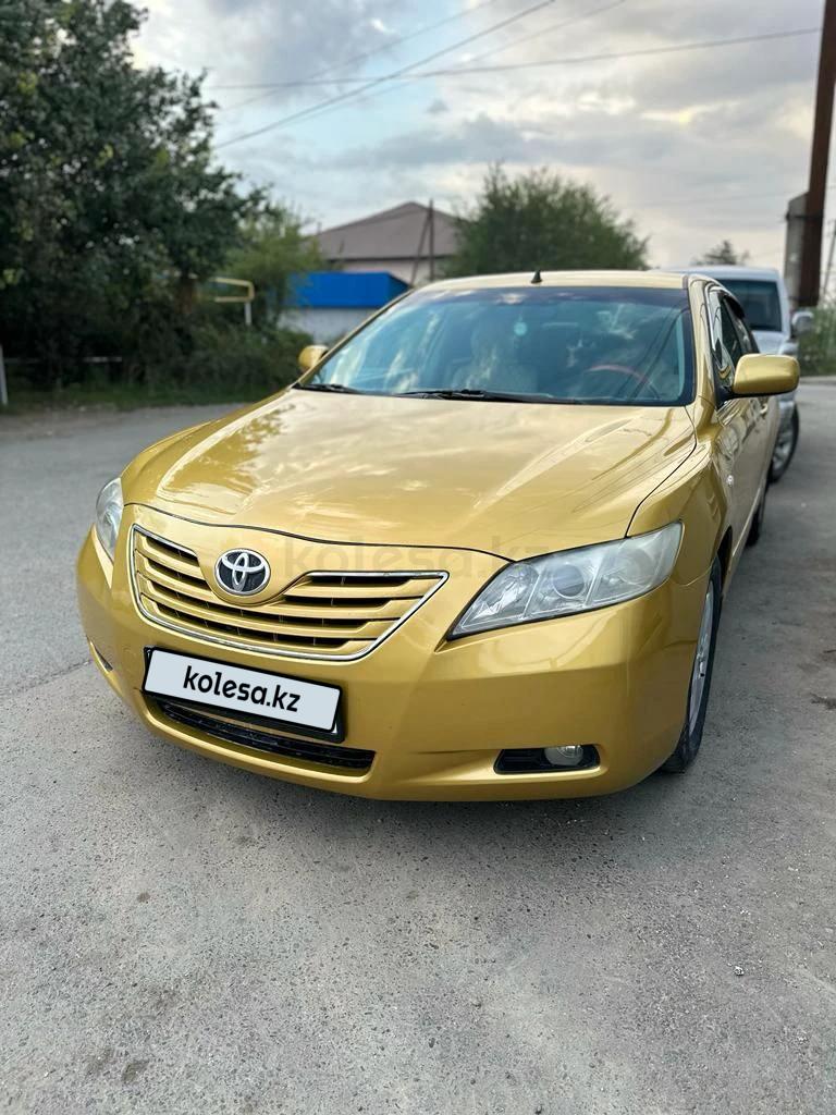 Toyota Camry 2007 г.