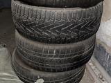Резина зимняя 245/40/20 за 110 000 тг. в Тараз