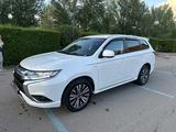 Mitsubishi Outlander 2022 годаүшін9 900 000 тг. в Астана – фото 3