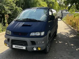 Mitsubishi Delica