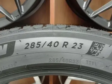 Michelin Pilot Alpin 5 SUV 285/40 R23 111V за 400 000 тг. в Караганда – фото 3