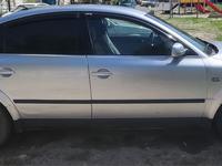 Volkswagen Passat 2005 годаfor1 500 000 тг. в Атырау