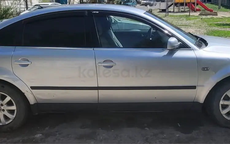 Volkswagen Passat 2005 годаүшін1 800 000 тг. в Атырау