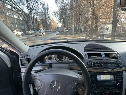 Mercedes-Benz E 320 2004 года за 4 000 000 тг. в Алматы – фото 4