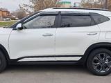 Kia Seltos 2024 годаүшін8 300 000 тг. в Алматы – фото 3