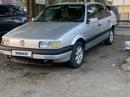 Volkswagen Passat 1991 года за 750 000 тг. в Алматы